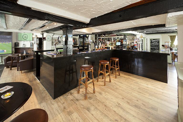 King William Hotel Luton  Bagian luar foto
